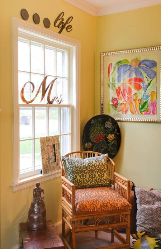 Mr & Mrs Script Wall Decor - Image 3